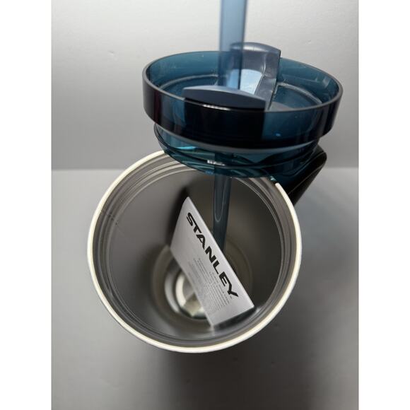 Stanley HAMMERTONE LAKE BLUE 40oz Flowstate Quencher BNWT + Boot - Picture 6 of 6